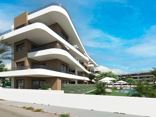Ático en venta en Orihuela, Zeniamar Horizonte La Campana. Ático de 2 dormitorios y 2 baños con piscina y jardín en Punta Prima. Áticos.