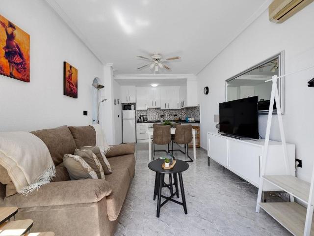 Ático en venta en Orihuela, La Zenia. Encantador ático con vistas al mar!. Áticos.