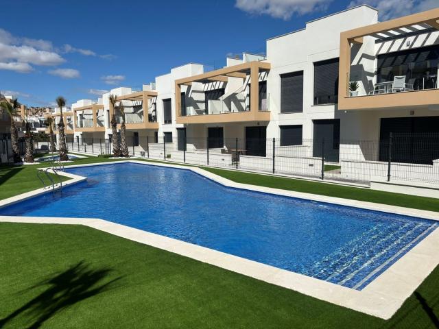 Ático en venta en Orihuela, Los Almendros. Ático moderno en zona cotizada!. Áticos.