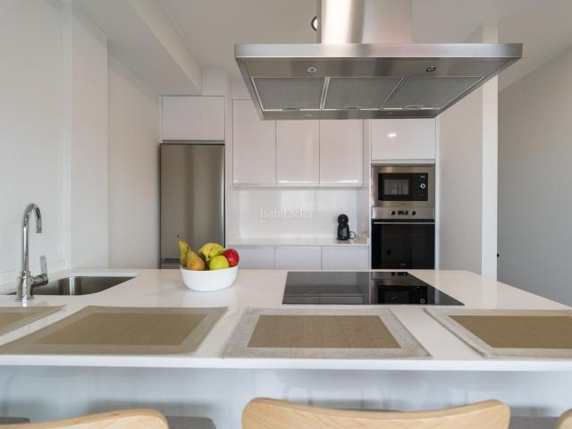 Ático en venta en Palmas de Gran Canaria Las, Santa Catalina Canteras. Casa en venta cerca de Las Canteras. Áticos Palmas de Gran Canaria.