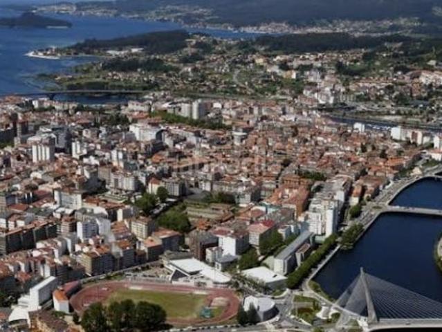 Ático en venta en Pontevedra, A Parda. Piso en venta en Pontevedra. Áticos.