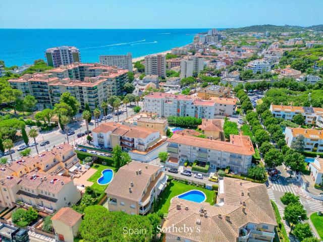 Ático en venta en Platja d´Aro, Fenals Costa Brava. Ático en Playa de Aro a 300 metros de la playa. Áticos Platja.