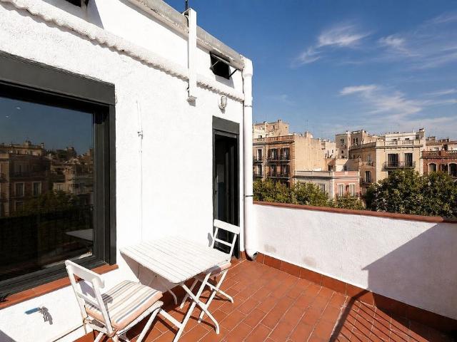 Ático en venta en plaza De Lesseps, Barcelona, de 37 m² 1 habitación por 365.000