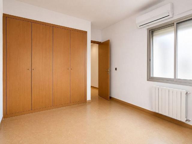 Ático en venta en plaza Enginyer Deulofeu, Badalona, de 51 m² 2 habitaciones por 160.000