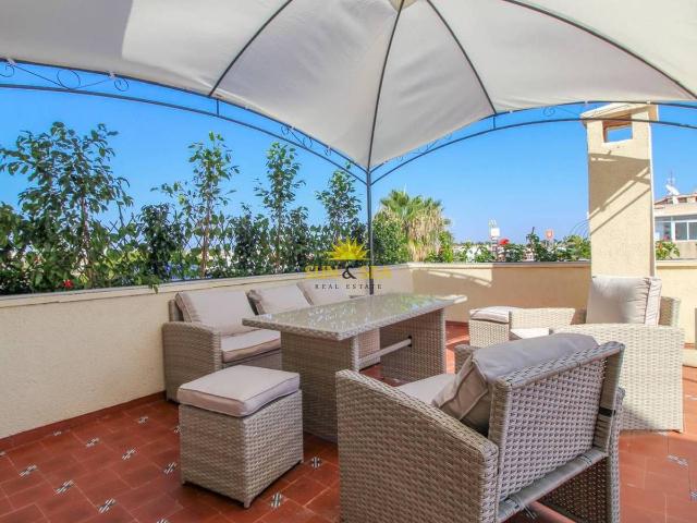 Ático en Venta en Punta Prima