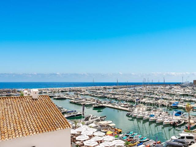Ático en Venta en Puerto Banús