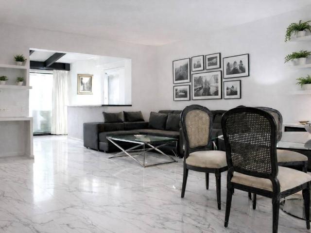 Ático en Venta en Puerto Banús