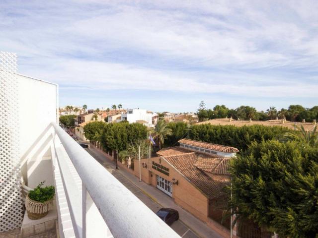 Ático en venta en Rafelbunyol. Ático Dúplex con gran terraza y garaje en Rafelbuñol. Áticos.