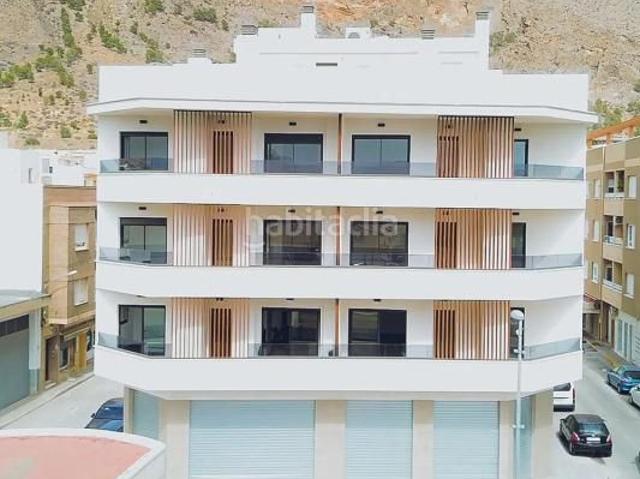 Ático en venta en Redován. Ático de 3 dormitorios y 2 baños con garaje en Redovan. Áticos.