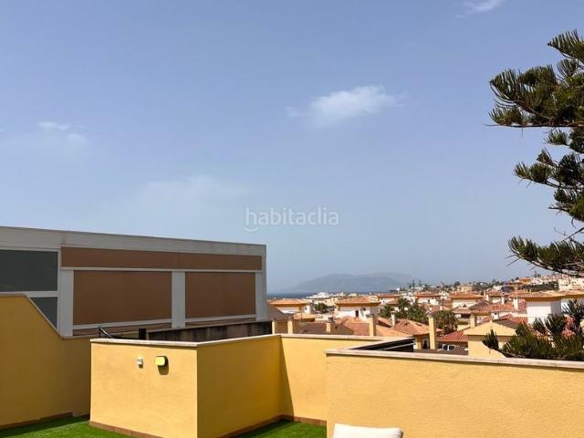 Ático en venta en Rincón de la Victoria, Añoreta Baja. ÁTICO CON GRAN TERRAZA EN RINCÓN DE LA VICTORIA PARKING INCLUIDO Y PISCINA. Áticos Rincón de la.