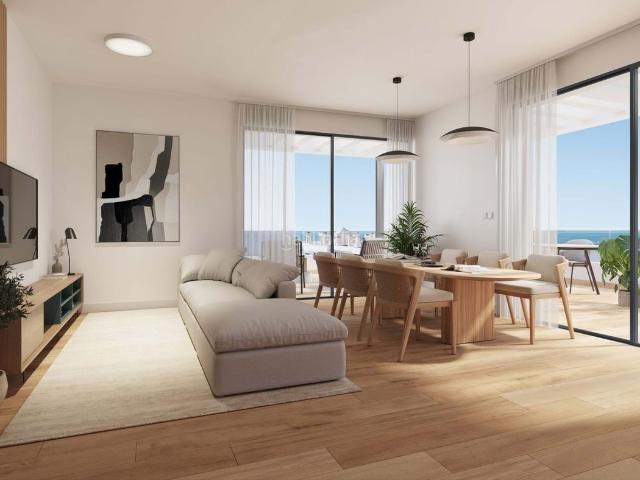 Ático en venta en Rincón de la Victoria, Torre de Benagalbón. Apartamentos amplios, cómodos y bien diseñados, con viviendas de 1, 2 y 3 dormitorios y áticos con solárium, en un complejo reside. Áticos.