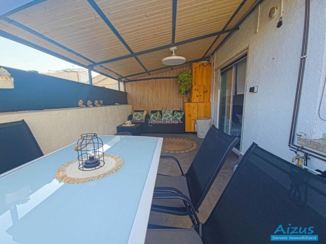 Ático en venta en Ripollet, Can Mas. Ático con terraza de 40 m² en Rambla Sant Jordi de Ripollet. Áticos.