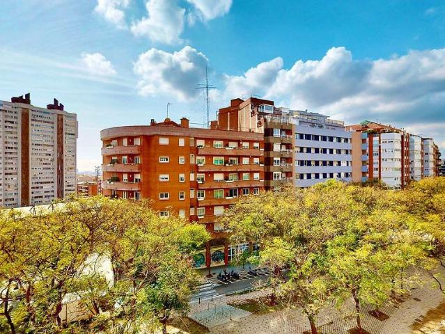 Ático en venta en ronda Del Guinardó, Barcelona, de 86 m² 3 habitaciones por 585.000