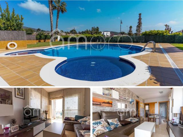 Ático en venta en Roda de Barà Costa Dorada. Altura piso 3º, ático superficie total 173 m, superficie útil 173 m, habitaciones dobles 3, 2 baños, aire acondicionado frío y cal. Áticos Roda de.