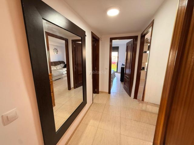 Ático en venta en Roquetas de Mar, Roquetas pueblo. Ático en venta en Roquetas Pueblo con gran terraza y plaza de garaje incluida. Áticos Roquetas de.