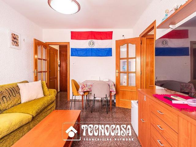 Ático en venta en Sant Cugat del Vallès, de 66 m² 3 habitaciones por 330.000