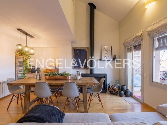 Ático en venta en Sant Cugat del Vallès, de 70 m² 3 habitaciones por 540.000