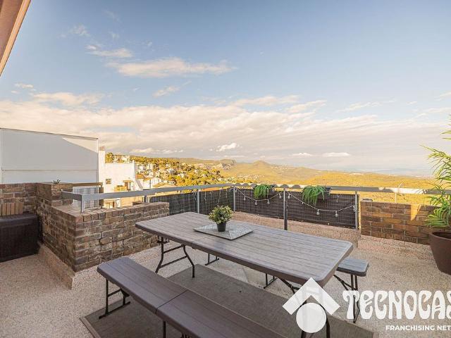 Ático en venta en Sant Feliu de Codines, de 95 m² 3 habitaciones por 229.900