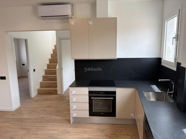 Ático en venta en Sant Feliu de Llobregat, Centre Can Nadal. Ático Dúplex de 4 Hab 3 Baños y gran Terraza Reformado en Sant Feliu de Llobregat ¡A Estrenar!. Áticos Sant Feliu de.
