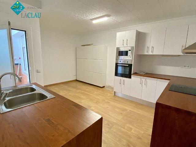 Piso en venta en Sant Pere de Ribes, de 63 m² 2 habitaciones por 219.000
