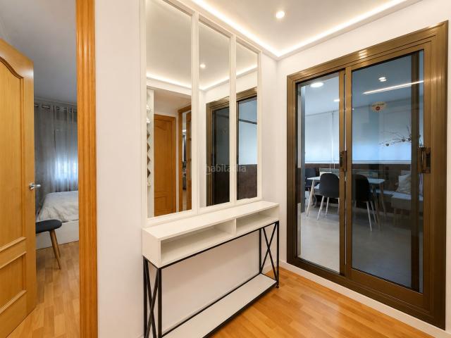 Ático en venta en Santa Coloma de Gramenet, Santa Rosa. ÁTICO CON ESPECTACULAR TERRAZA DE 105 m² · BARBACOA · TOTALMENTE REFORMADO. Áticos Santa Coloma de.
