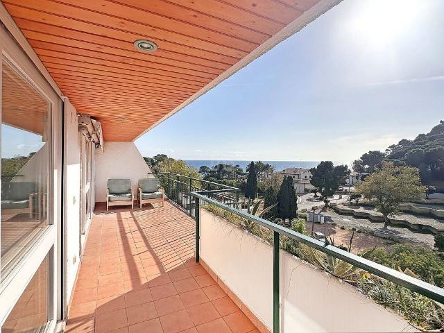 Ático en venta en Santa Cristina d´Aro, de 232 m² 3 habitaciones por 350.000 €