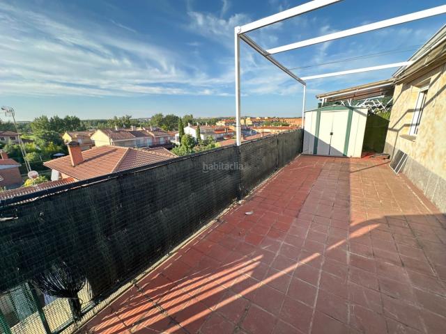 Ático en venta en Santa Marta de Tormes. Atico en venta en Santa Marta De Tormes, 3 dormitorios. Áticos Santa Marta de.