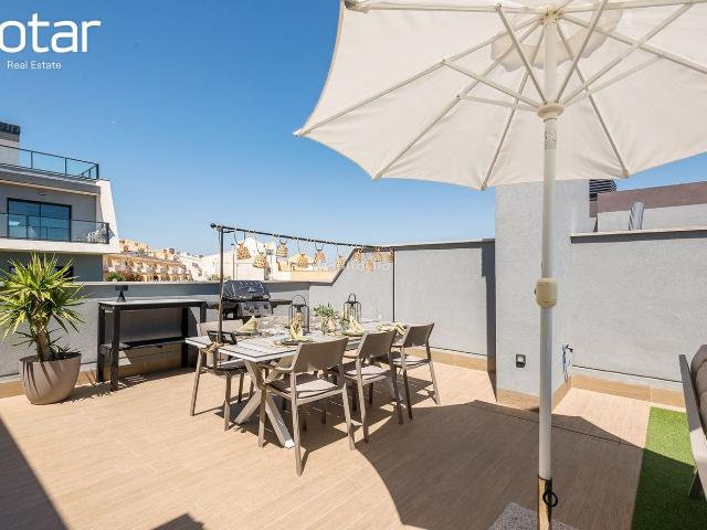 Ático en venta en Santa Pola, Monte y Mar. Apartamento en Gran Alacant. Áticos Santa.