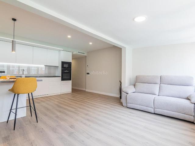 Ático en venta en Santa Pola, Centro. HERMOSO ATICO EN SANTA POLA A 100 M DE LA PLAYA. Áticos Santa.