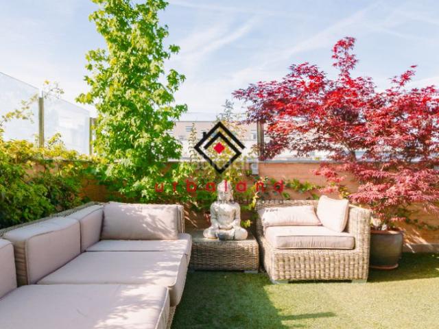 Ático en venta en San Sebastián de los Reyes, Vega de la Moraleja. Ático Dúplex Espectacular con jardín privado de 120m: Tu Nuevo Hogar Soñado*. Áticos San Sebastián de los.