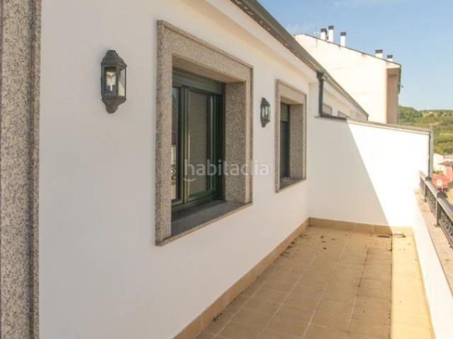 Ático en venta en Sarria. ÁTICO CON TERRAZA EN SARRIA. Áticos.