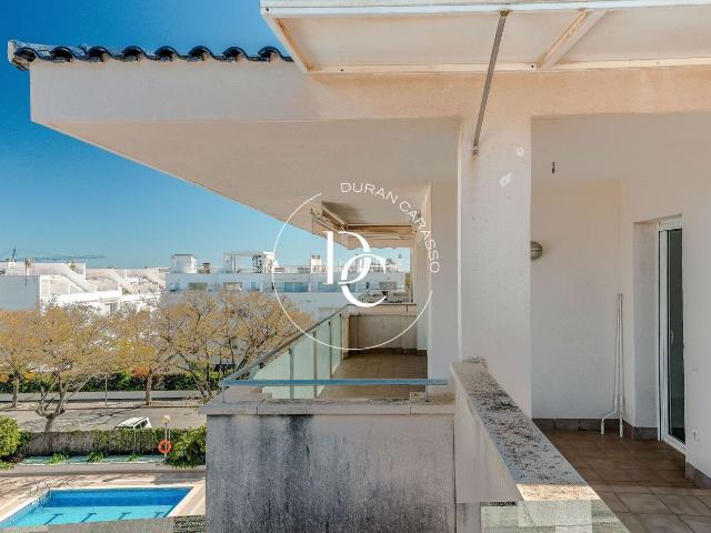 Ático en venta en Sitges, Can Pei Costa Dorada. Ático de 89 m2 con terraza en venta en Can Pei, Sitges. Áticos.