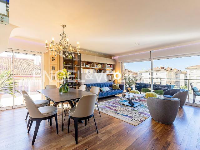 Ático en venta en Sitges, Can Pei Costa Dorada. Imponente atico luxury en Sitges 39 m2 terraza parking. Áticos.