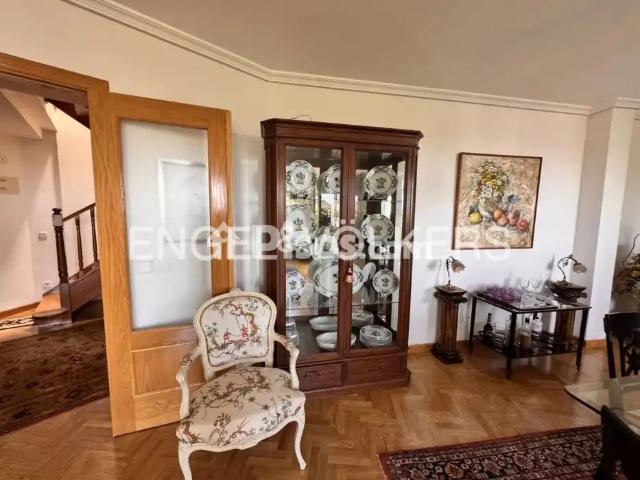 Ático en alquiler en Zona Norte