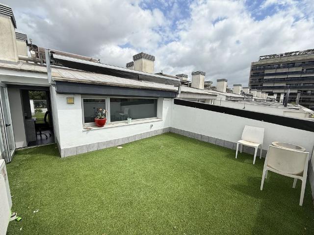 Ático en alquiler en Badalona, de 53 m² 1 habitación por 1.600