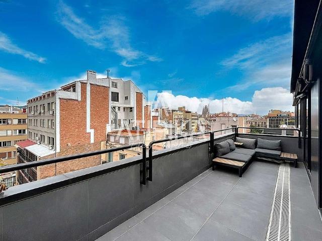 Ático en alquiler en Barcelona, de 105 m² 2 habitaciones por 3.500