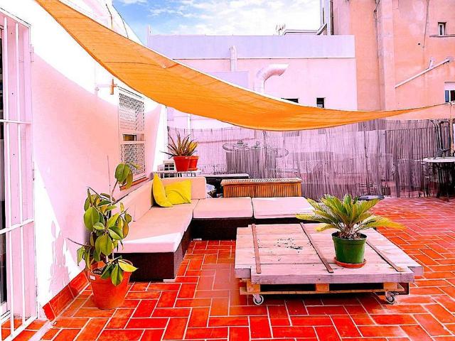 Ático en alquiler en calle Torrent de Lólla, Barcelona, de 60 m² 2 habitaciones por 1.850