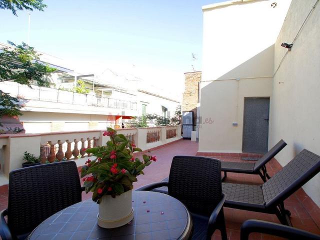 Ático en alquiler en calle Verdi, Barcelona, de 28 m² 1 habitación por 1.250