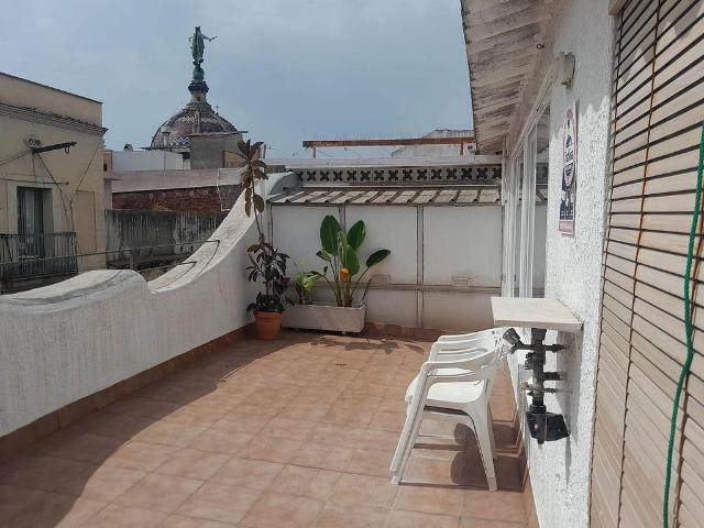 Ático en alquiler en calle Ample, Barcelona, de 62 m² 3 habitaciones por 1.679
