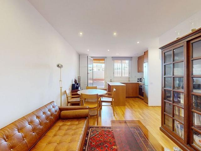 Ático en alquiler en calle CL Mallorca, Barcelona, de 43 m² 2 habitaciones por 2.180
