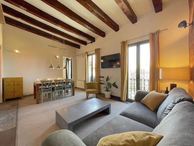 Ático en alquiler en calle D'aribau, Barcelona, de 78 m² 2 habitaciones por 1.850