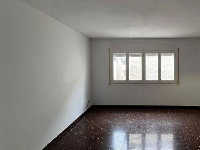 Ático en alquiler en calle De la Ciutat de Balaguer, Barcelona, de 47 m² 1 habitación por 1.295