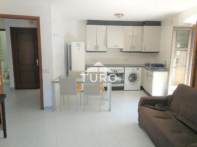Ático en alquiler en calle De la Cort Reial, Girona, de 70 m² 3 habitaciones por 1.050