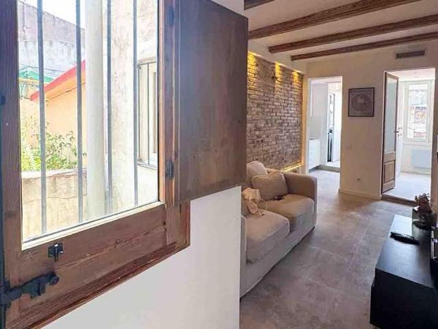Ático en alquiler en calle D'en Mònec, Barcelona, de 56 m² 2 habitaciones por 1.450