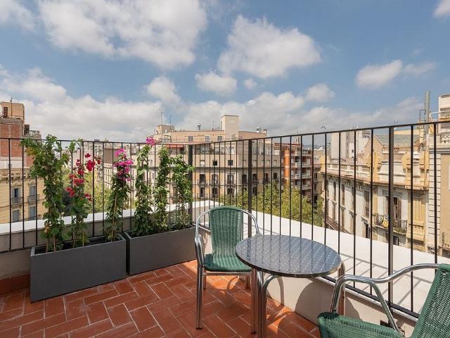 Ático en alquiler en calle Del Consell de Cent, Barcelona, de 60 m² 1 habitación por 3.500
