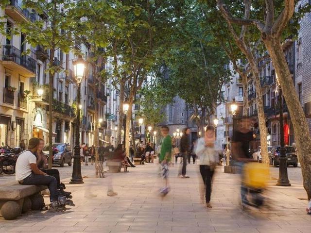 Ático en alquiler en calle Del Rec, Barcelona, de 29 m² por 1.250