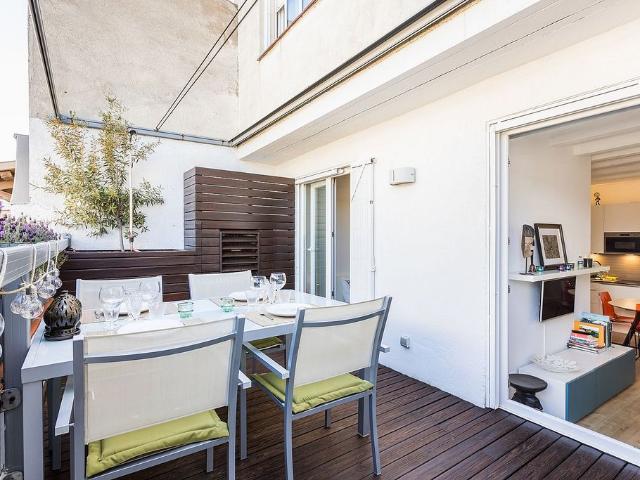 Ático en alquiler en calle Dels Escudellers, Barcelona, de 37 m² 1 habitación por 1.600