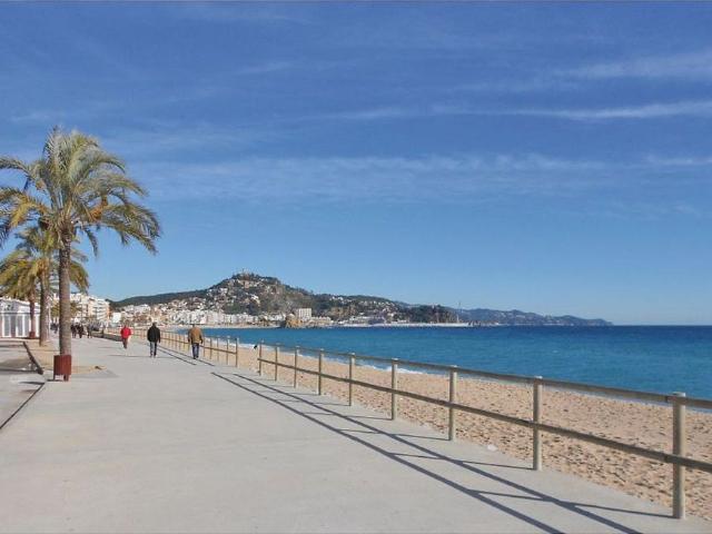 Ático en alquiler en calle Espronceda, Blanes, de 51 m² 2 habitaciones por 750