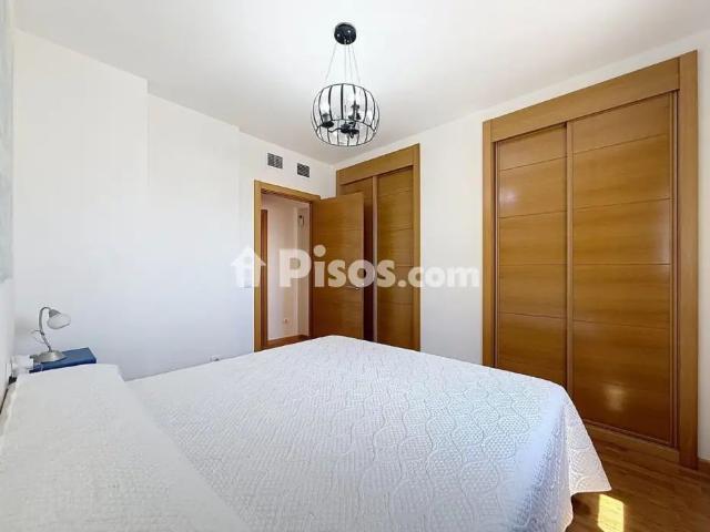 Ático en alquiler en El Tejar Hacienda Bizcochero
