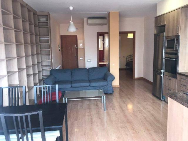 Ático en Alquiler en El Camp d'en Grassot i Gràcia Nova